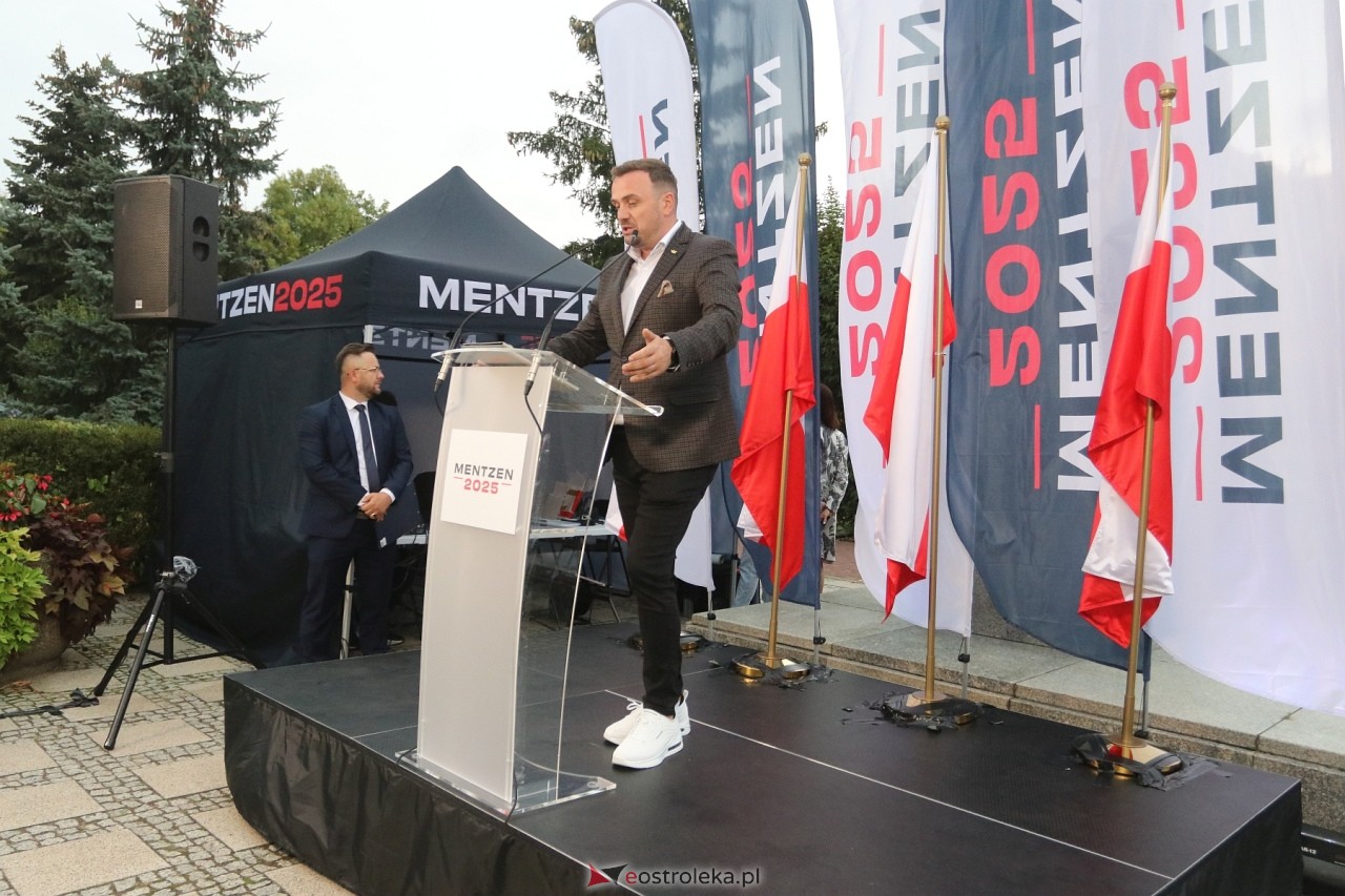 Sławomir Mentzen i Ewa Zajączkowska-Hernik w Ostrołęce [14.09.2024] - zdjęcie #4 - eOstroleka.pl