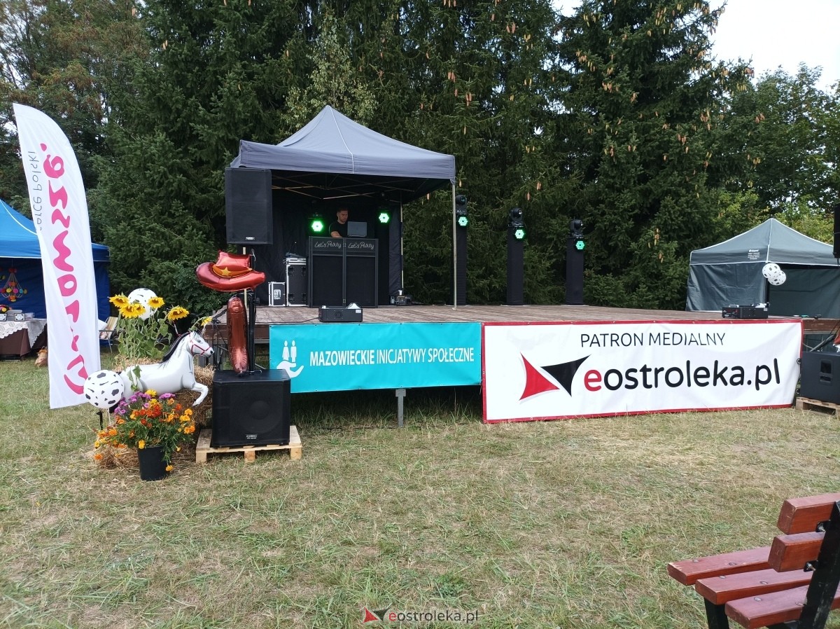 Festyn integracyjny na osiedlu Łazek [14.09.2024] - zdjęcie #51 - eOstroleka.pl