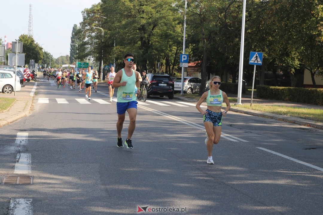 Półmaraton Kurpiowski 2024 [15.09.2024] - zdjęcie #112 - eOstroleka.pl