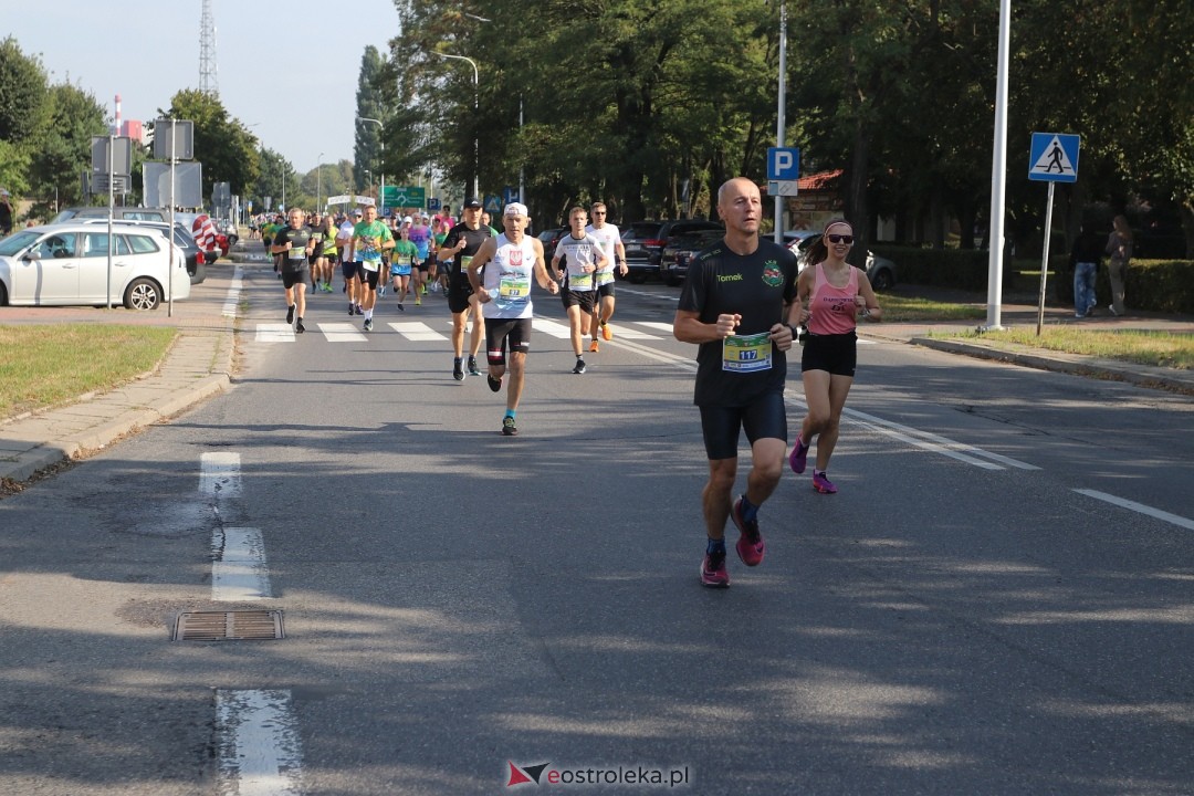 Półmaraton Kurpiowski 2024 [15.09.2024] - zdjęcie #98 - eOstroleka.pl