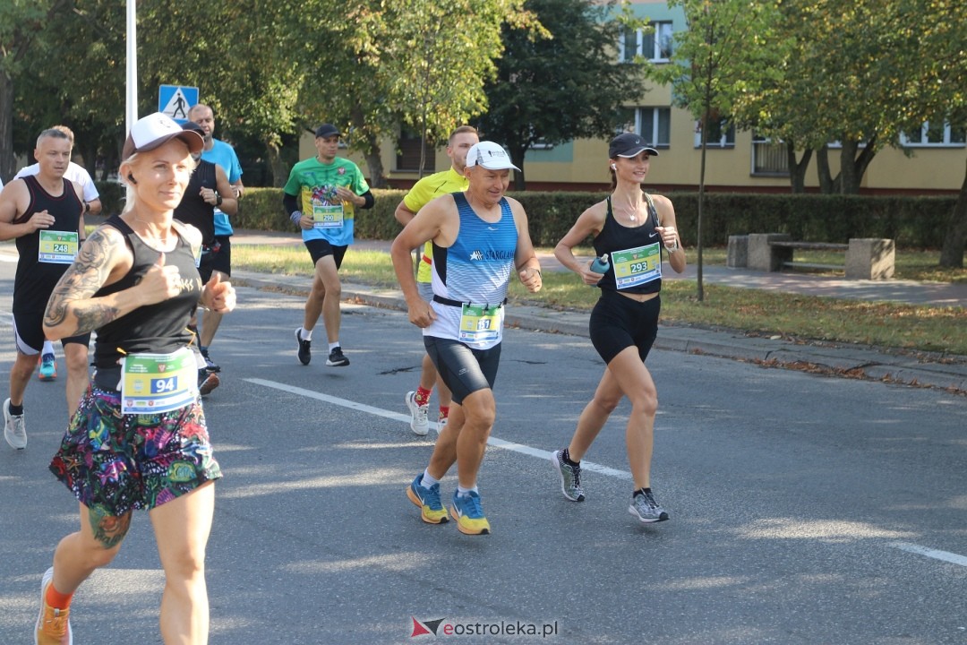 Półmaraton Kurpiowski 2024 [15.09.2024] - zdjęcie #49 - eOstroleka.pl