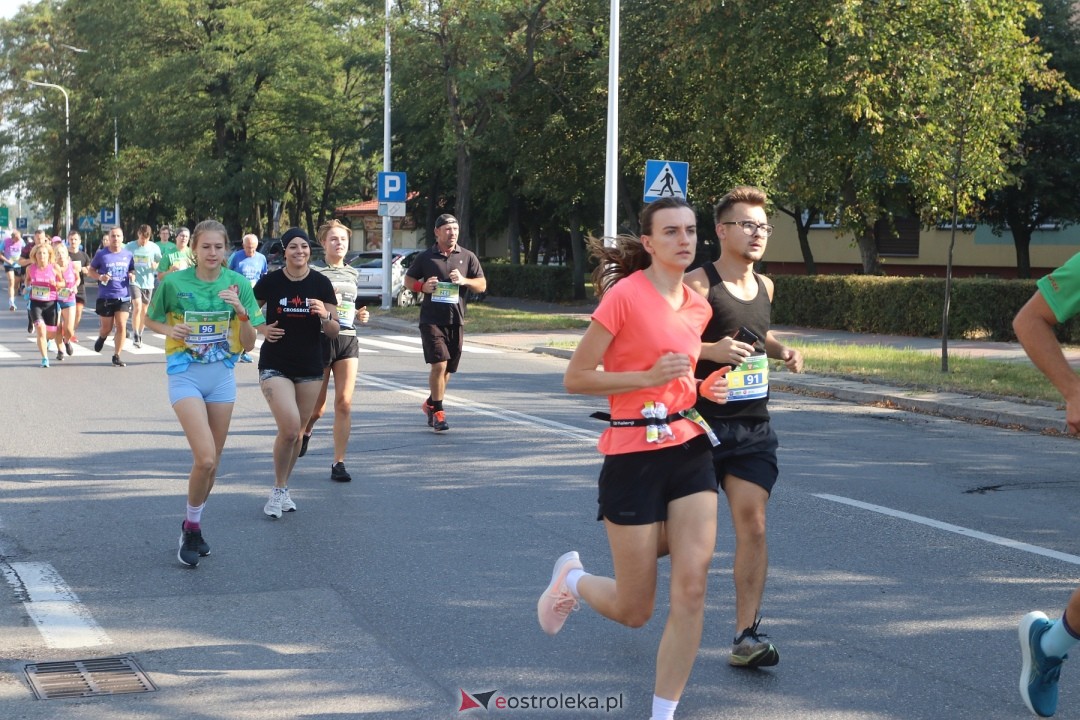 Półmaraton Kurpiowski 2024 [15.09.2024] - zdjęcie #25 - eOstroleka.pl