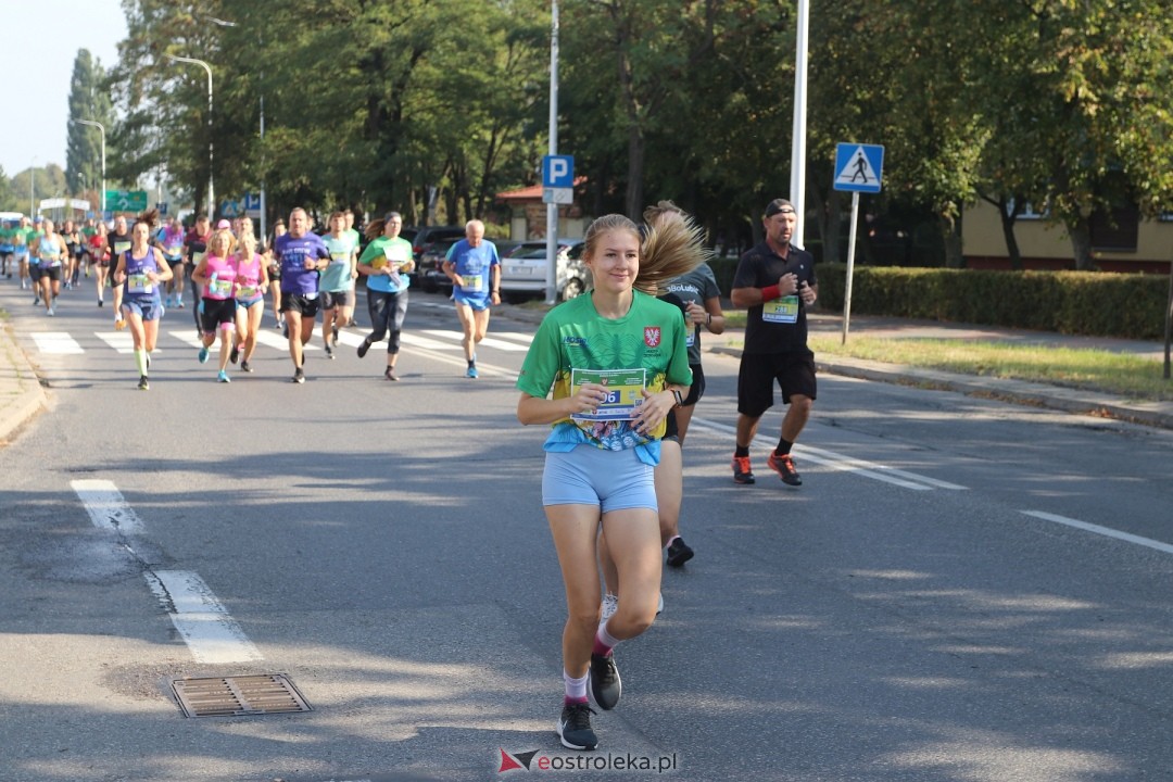 Półmaraton Kurpiowski 2024 [15.09.2024] - zdjęcie #23 - eOstroleka.pl