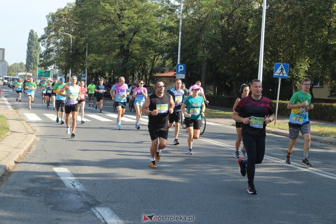 Półmaraton Kurpiowski 2024 [15.09.2024] - zdjęcie #17 - eOstroleka.pl