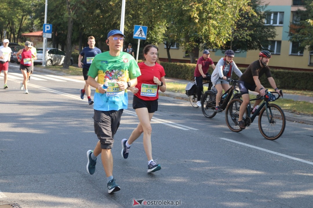 Półmaraton Kurpiowski 2024 [15.09.2024] - zdjęcie #12 - eOstroleka.pl