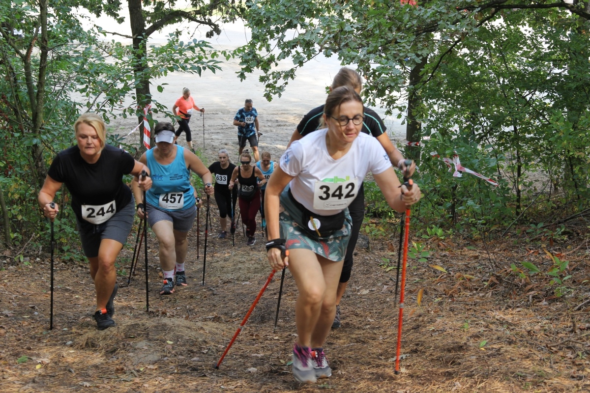II Mistrzostwa Mazowsza ZNP w nordic walking [15.09.2024] - zdjęcie #26 - eOstroleka.pl