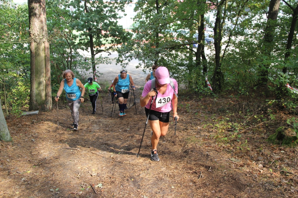 II Mistrzostwa Mazowsza ZNP w nordic walking [15.09.2024] - zdjęcie #19 - eOstroleka.pl