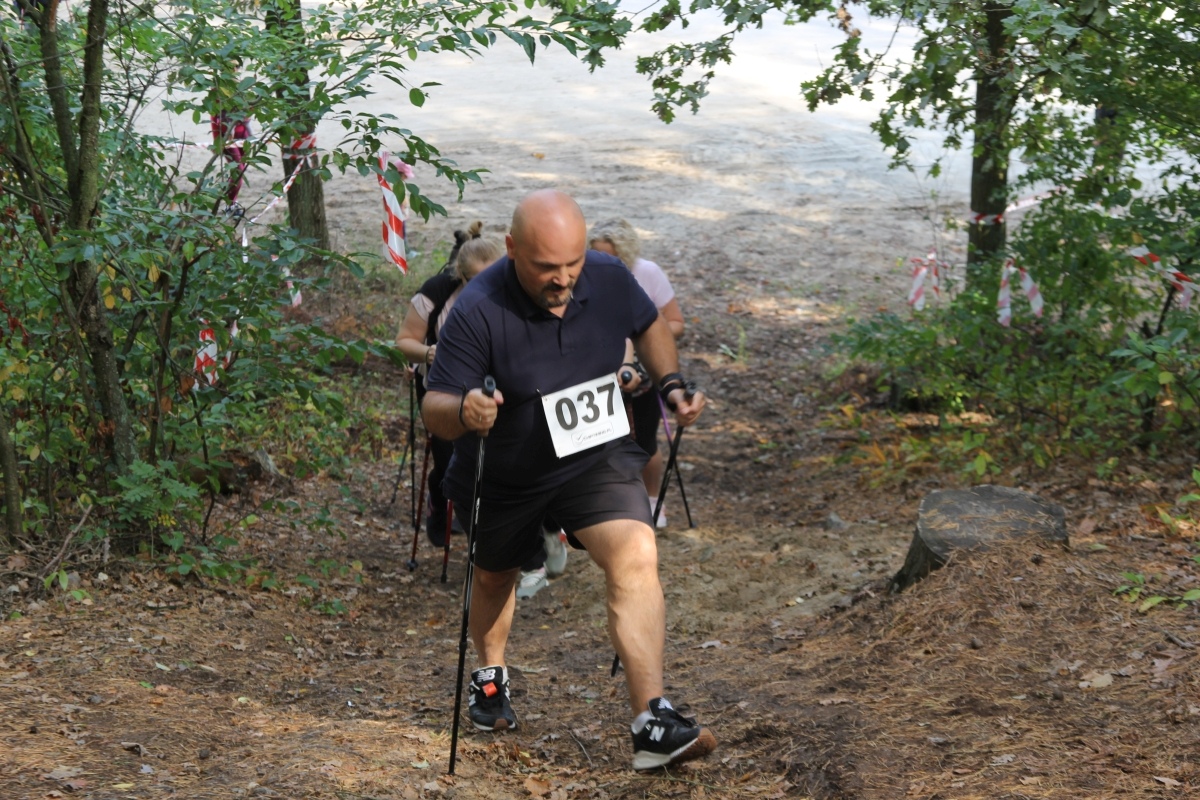 II Mistrzostwa Mazowsza ZNP w nordic walking [15.09.2024] - zdjęcie #12 - eOstroleka.pl