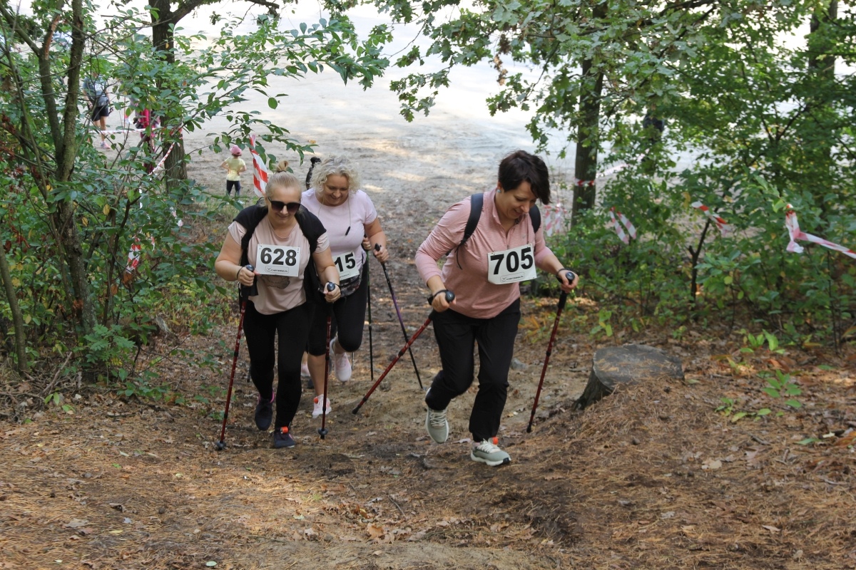 II Mistrzostwa Mazowsza ZNP w nordic walking [15.09.2024] - zdjęcie #11 - eOstroleka.pl