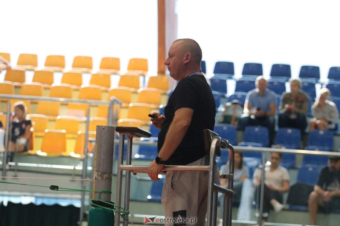 Turniej siatkówki młodziczek w Ostrołęce [15.09.2024] - zdjęcie #73 - eOstroleka.pl