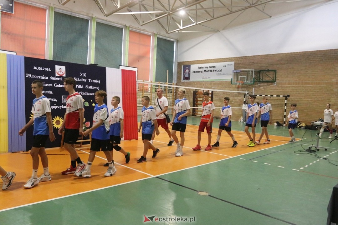 Szkolny turniej w hołdzie Arkowi Gołasiowi [16.09.2024] - zdjęcie #51 - eOstroleka.pl