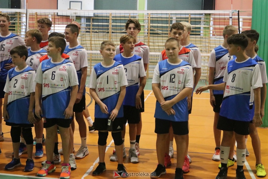 Szkolny turniej w hołdzie Arkowi Gołasiowi [16.09.2024] - zdjęcie #47 - eOstroleka.pl