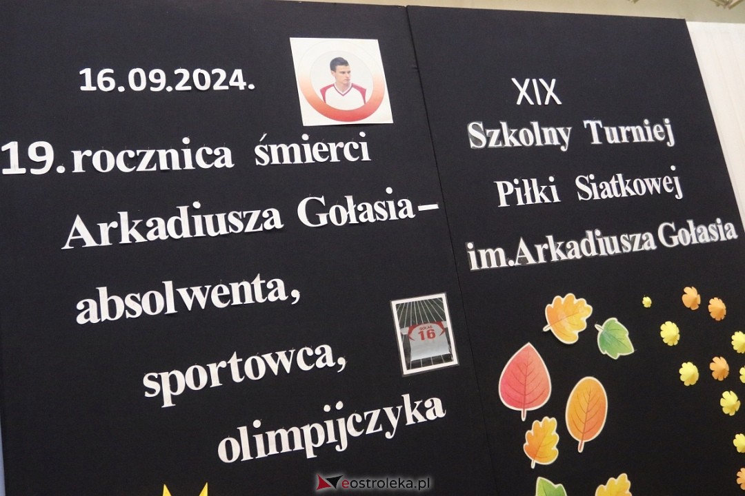 Szkolny turniej w hołdzie Arkowi Gołasiowi [16.09.2024] - zdjęcie #32 - eOstroleka.pl