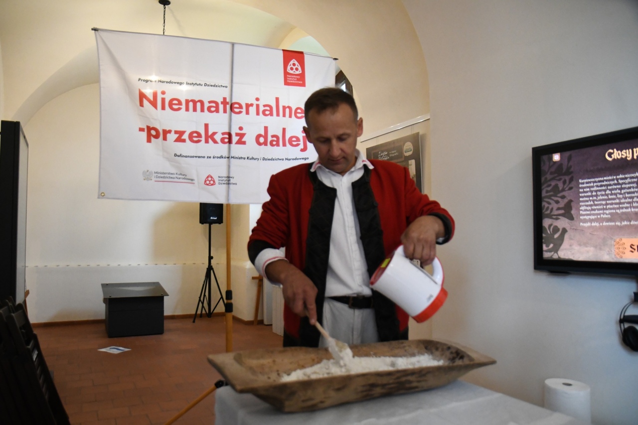 Myszynieckie Noce w Dzwonnicy 2024 - zdjęcie #16 - eOstroleka.pl