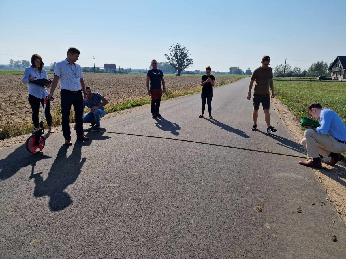 Przebudowa drogi w miejscowości Pupkowizna [18.09.2024] - zdjęcie #6 - eOstroleka.pl