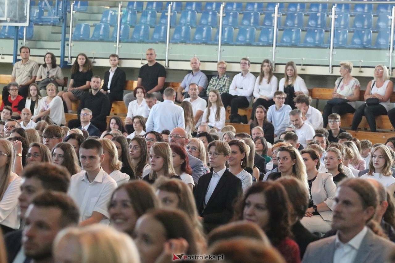 Samorządowa Gala Uczniowska 2024 [18.09.2024] - zdjęcie #277 - eOstroleka.pl