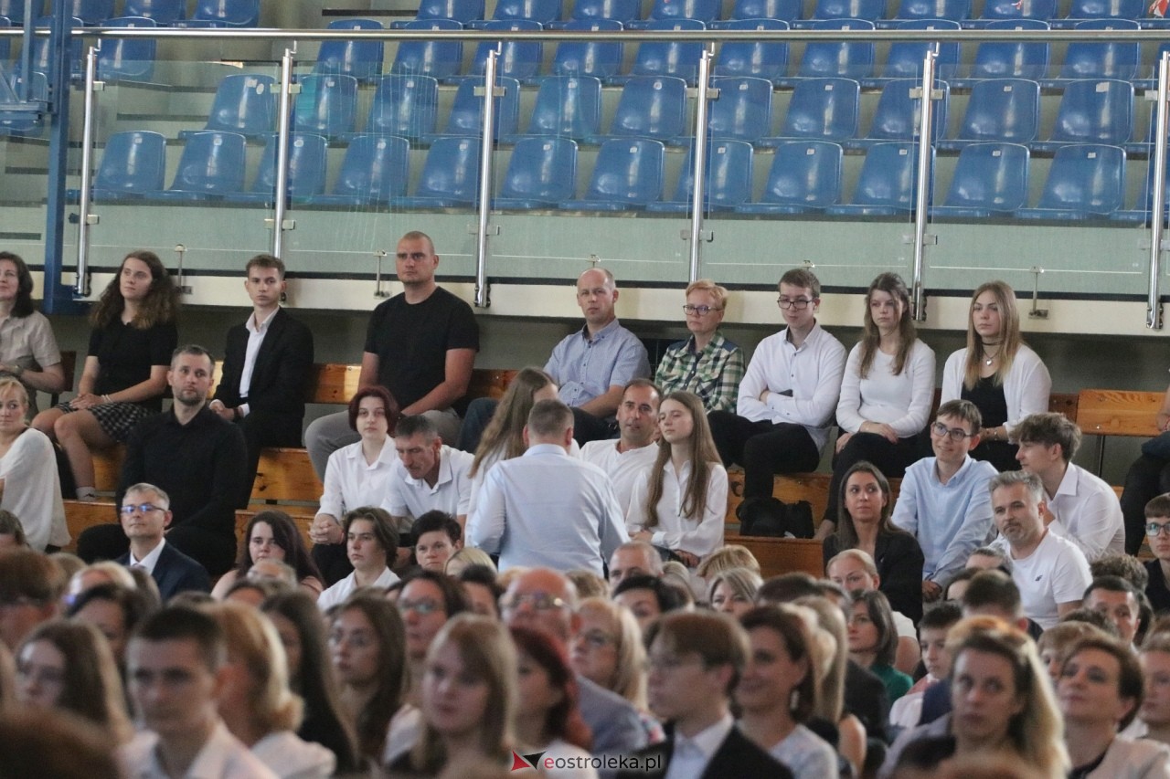 Samorządowa Gala Uczniowska 2024 [18.09.2024] - zdjęcie #273 - eOstroleka.pl