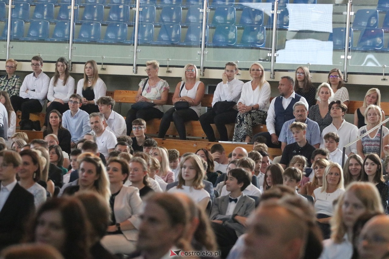 Samorządowa Gala Uczniowska 2024 [18.09.2024] - zdjęcie #272 - eOstroleka.pl