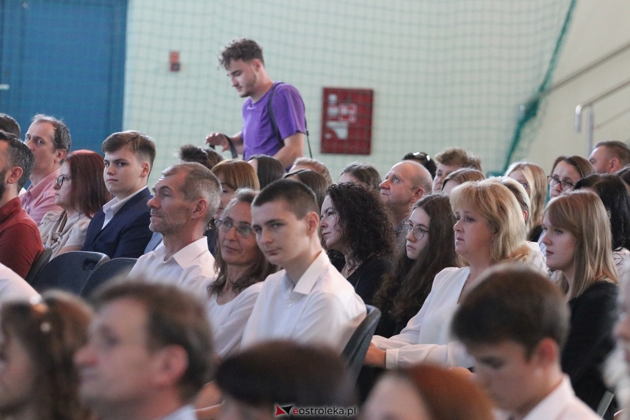 Samorządowa Gala Uczniowska 2024 [18.09.2024] - zdjęcie #269 - eOstroleka.pl