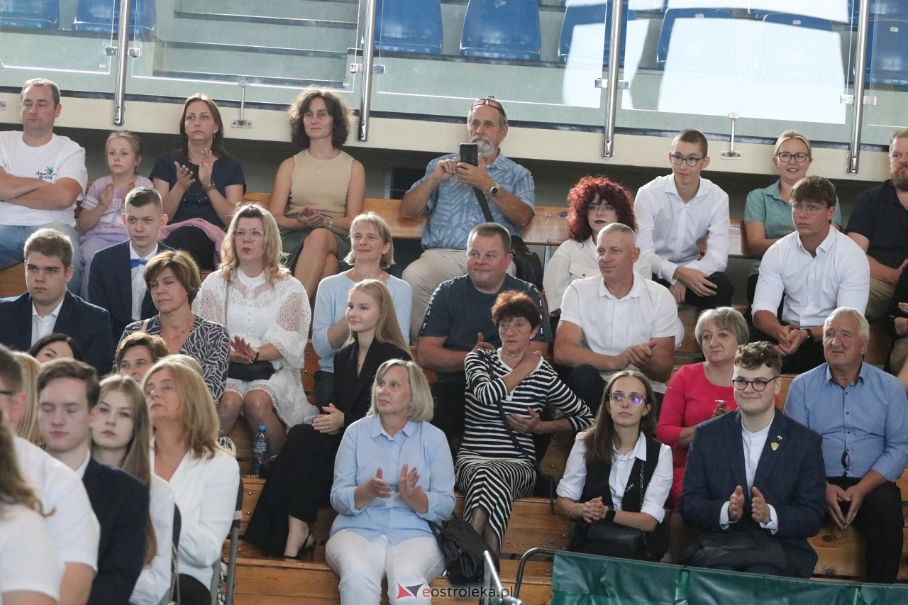Samorządowa Gala Uczniowska 2024 [18.09.2024] - zdjęcie #252 - eOstroleka.pl