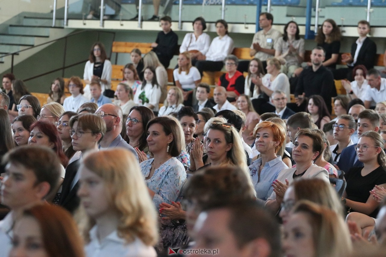 Samorządowa Gala Uczniowska 2024 [18.09.2024] - zdjęcie #245 - eOstroleka.pl