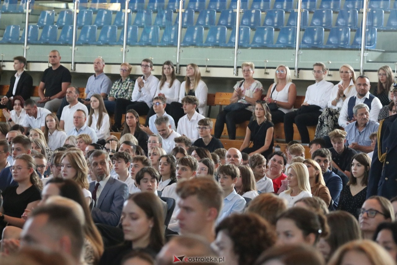 Samorządowa Gala Uczniowska 2024 [18.09.2024] - zdjęcie #244 - eOstroleka.pl