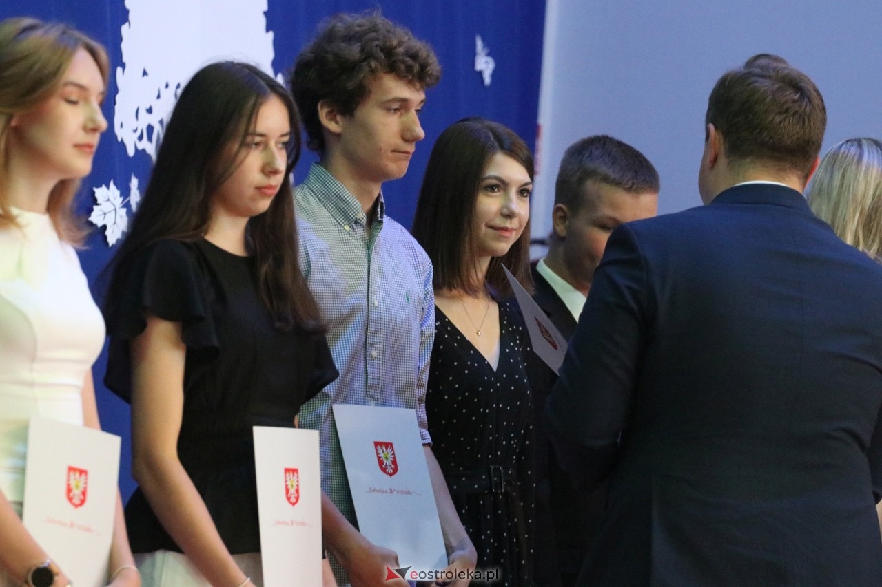 Samorządowa Gala Uczniowska 2024 [18.09.2024] - zdjęcie #185 - eOstroleka.pl