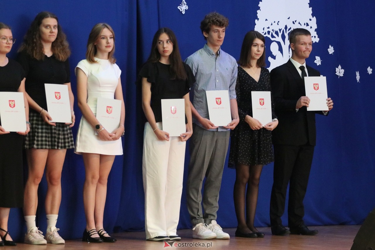 Samorządowa Gala Uczniowska 2024 [18.09.2024] - zdjęcie #183 - eOstroleka.pl