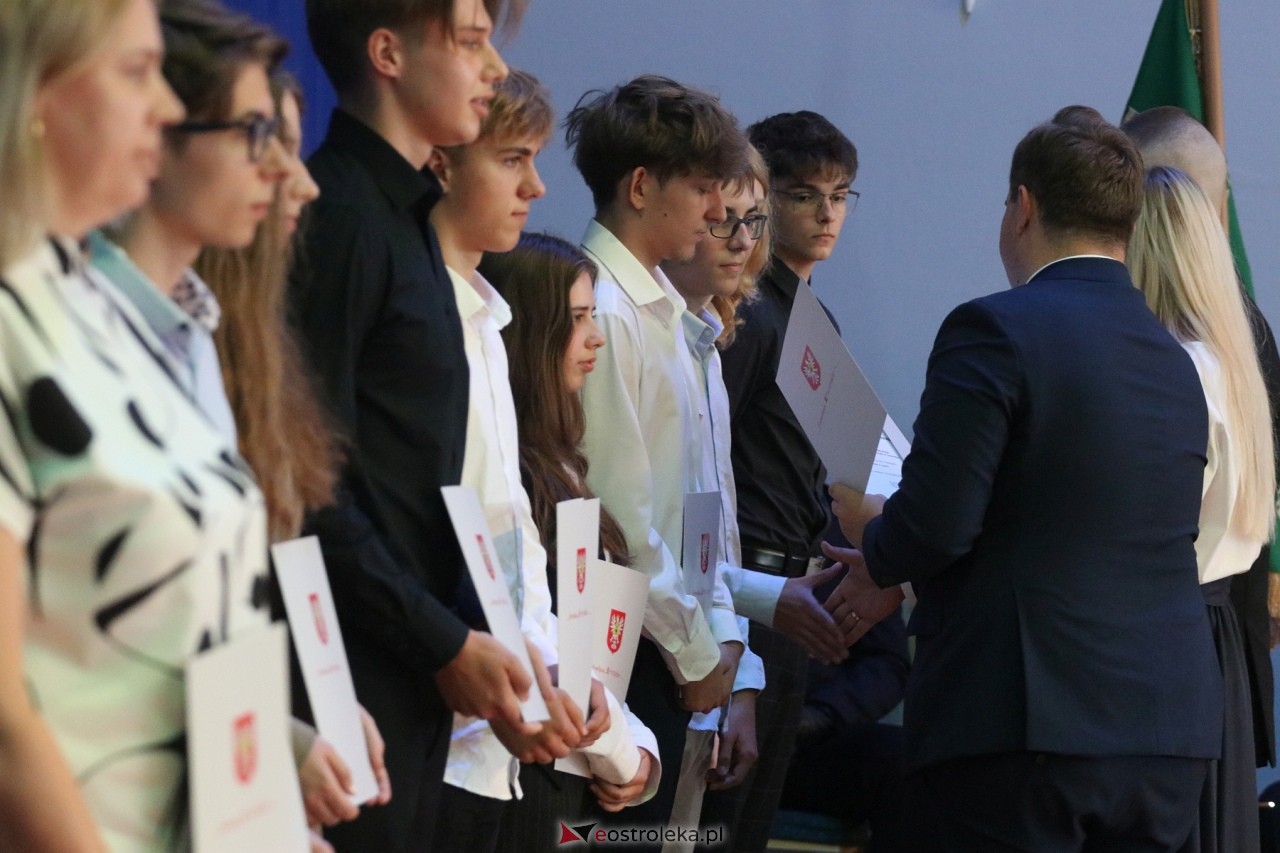 Samorządowa Gala Uczniowska 2024 [18.09.2024] - zdjęcie #176 - eOstroleka.pl