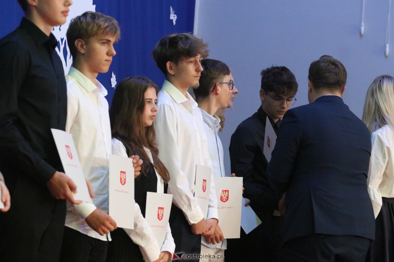 Samorządowa Gala Uczniowska 2024 [18.09.2024] - zdjęcie #173 - eOstroleka.pl