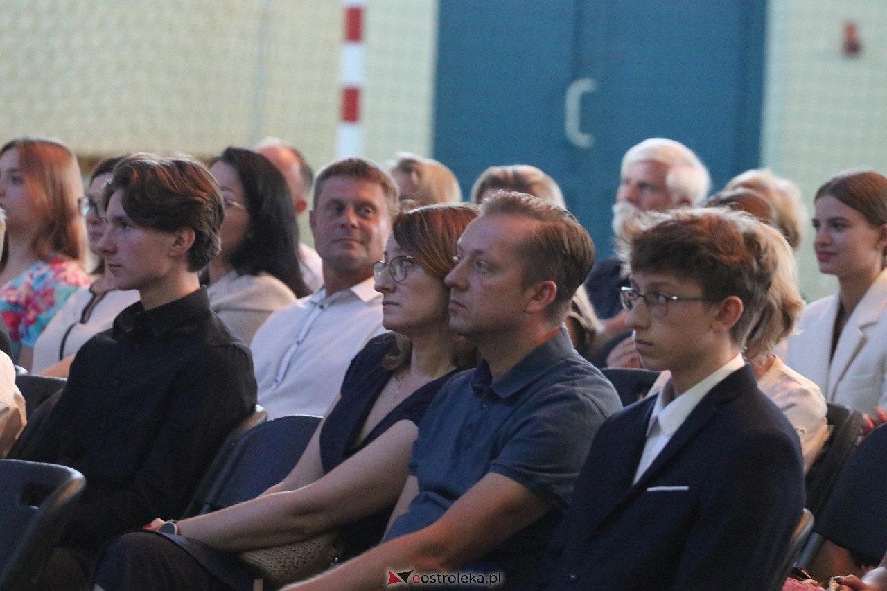 Samorządowa Gala Uczniowska 2024 [18.09.2024] - zdjęcie #171 - eOstroleka.pl