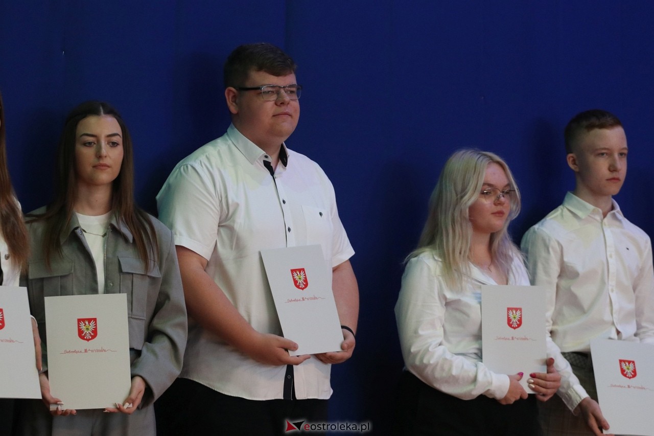Samorządowa Gala Uczniowska 2024 [18.09.2024] - zdjęcie #159 - eOstroleka.pl
