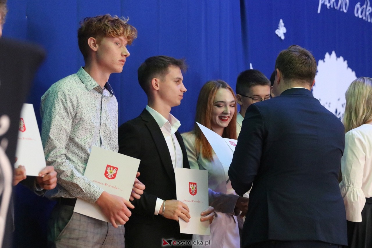 Samorządowa Gala Uczniowska 2024 [18.09.2024] - zdjęcie #147 - eOstroleka.pl