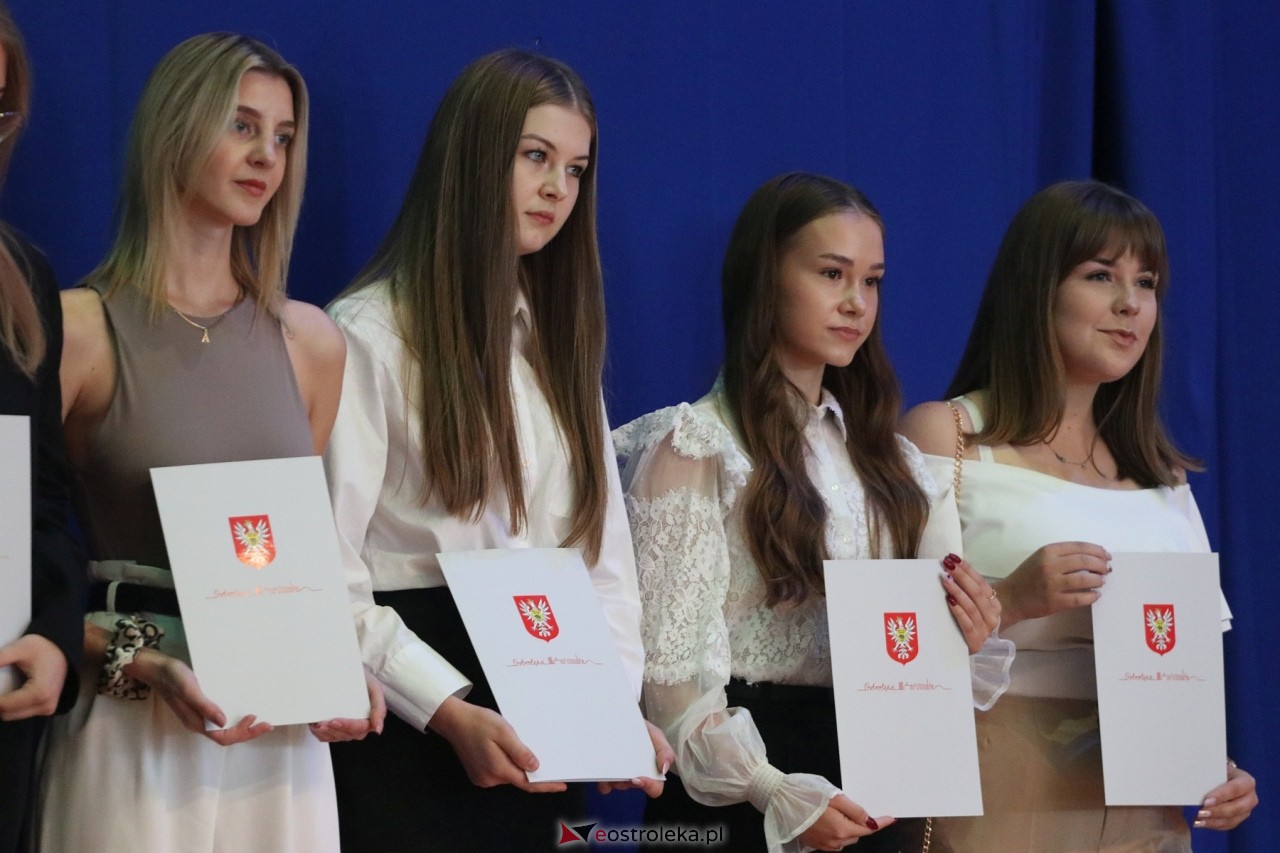 Samorządowa Gala Uczniowska 2024 [18.09.2024] - zdjęcie #132 - eOstroleka.pl