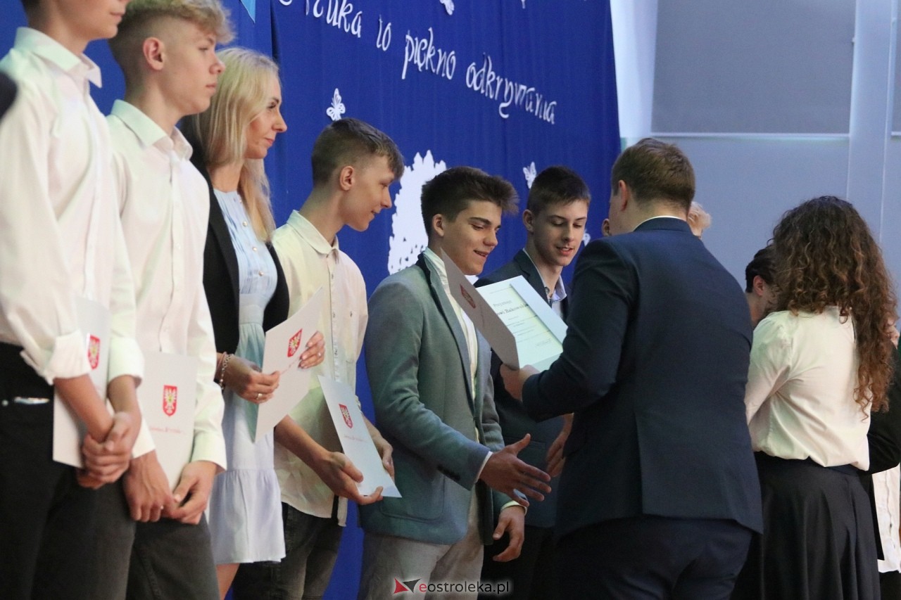 Samorządowa Gala Uczniowska 2024 [18.09.2024] - zdjęcie #86 - eOstroleka.pl