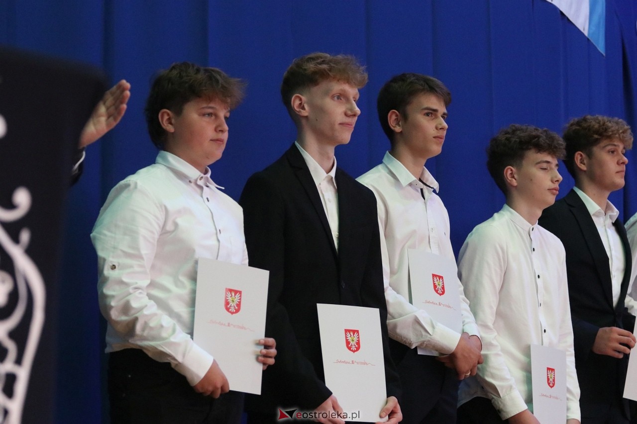 Samorządowa Gala Uczniowska 2024 [18.09.2024] - zdjęcie #69 - eOstroleka.pl