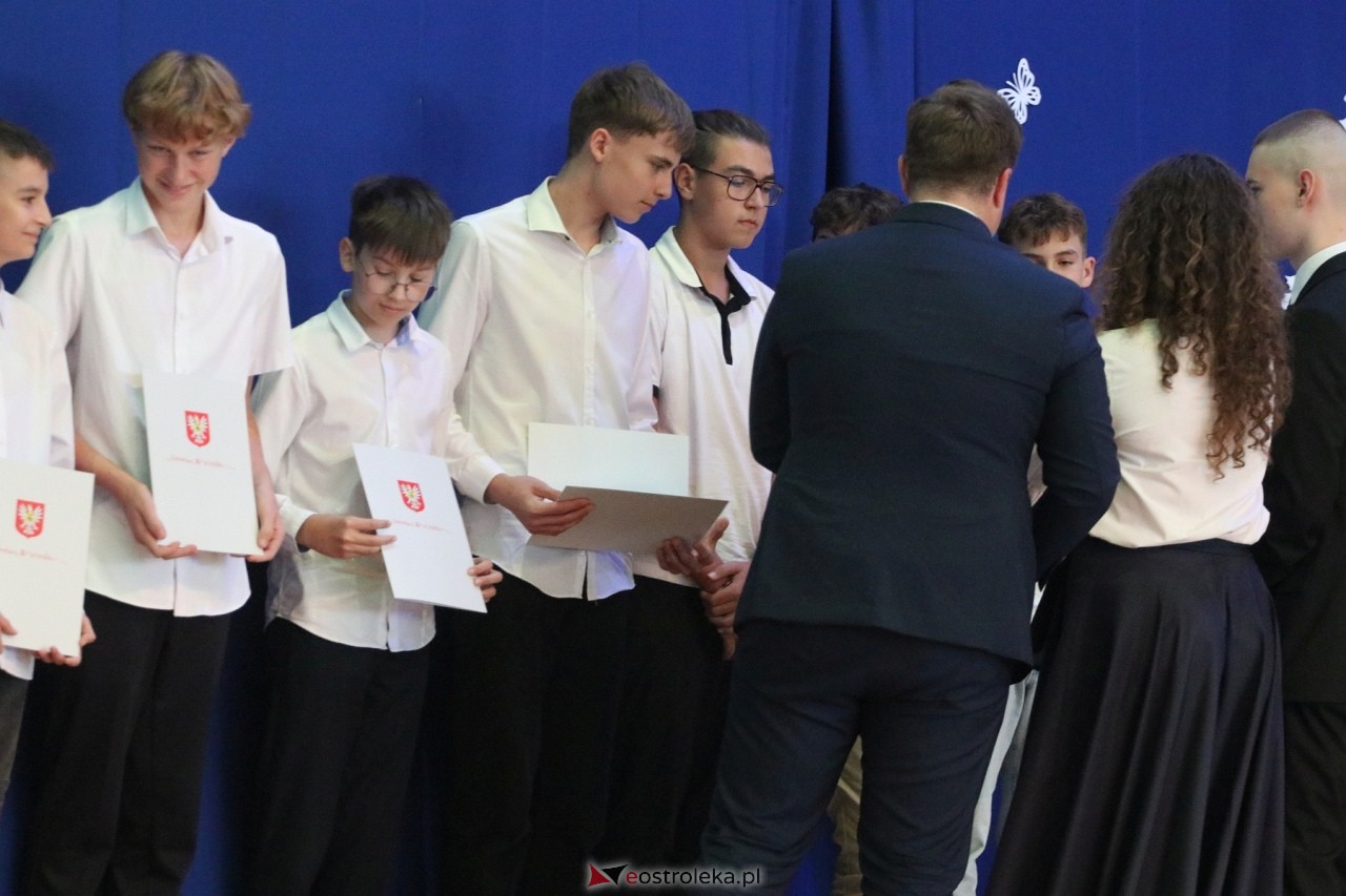Samorządowa Gala Uczniowska 2024 [18.09.2024] - zdjęcie #64 - eOstroleka.pl