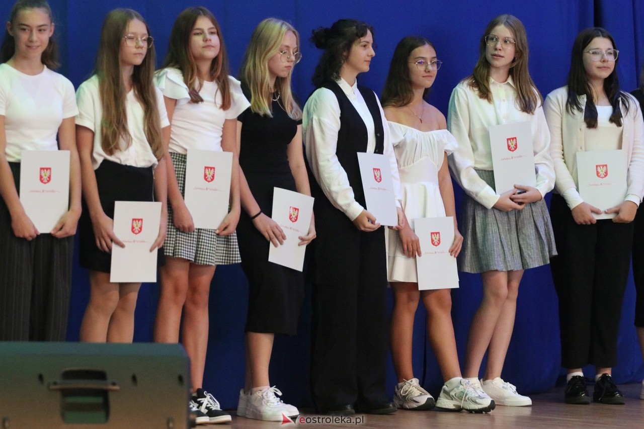 Samorządowa Gala Uczniowska 2024 [18.09.2024] - zdjęcie #55 - eOstroleka.pl
