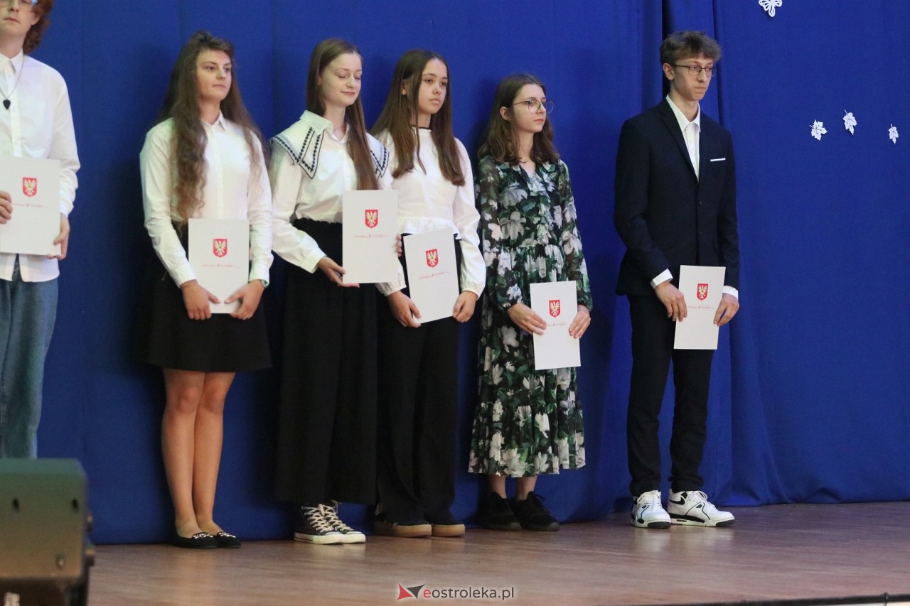 Samorządowa Gala Uczniowska 2024 [18.09.2024] - zdjęcie #47 - eOstroleka.pl