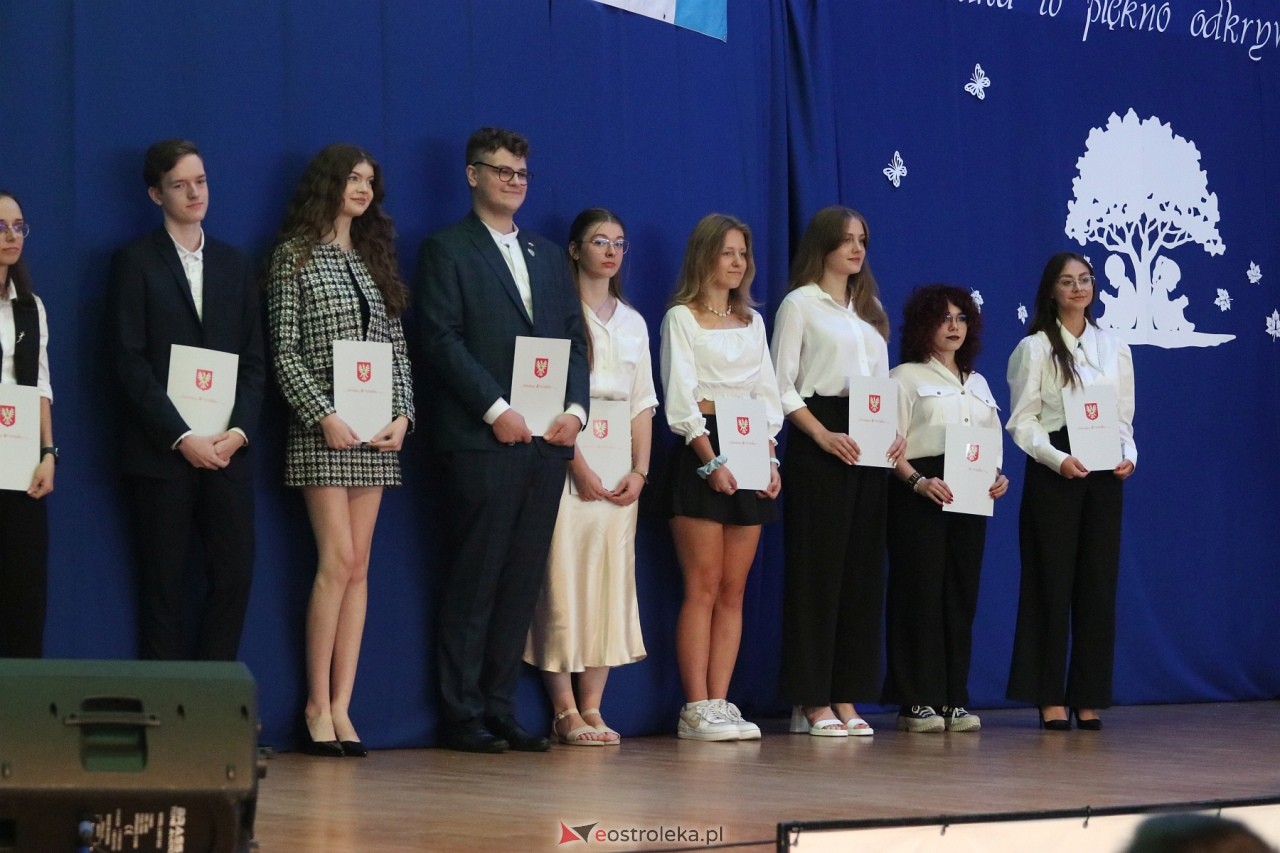 Samorządowa Gala Uczniowska 2024 [18.09.2024] - zdjęcie #29 - eOstroleka.pl