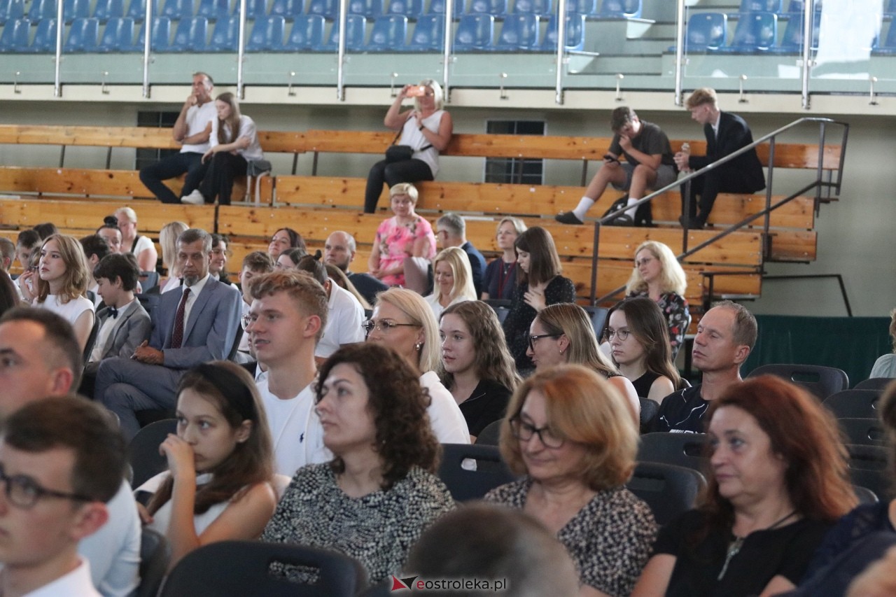 Samorządowa Gala Uczniowska 2024 [18.09.2024] - zdjęcie #6 - eOstroleka.pl