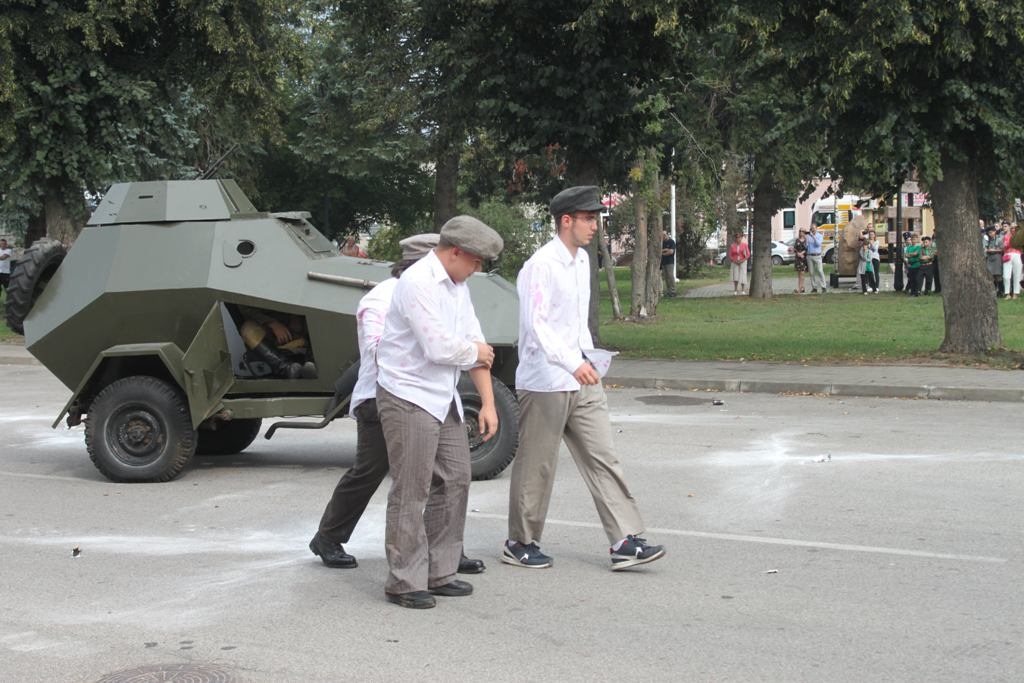 Rekonstrukcja historyczna walk w Jedwabnem z 1945 roku [19.09.2024] - zdjęcie #9 - eOstroleka.pl
