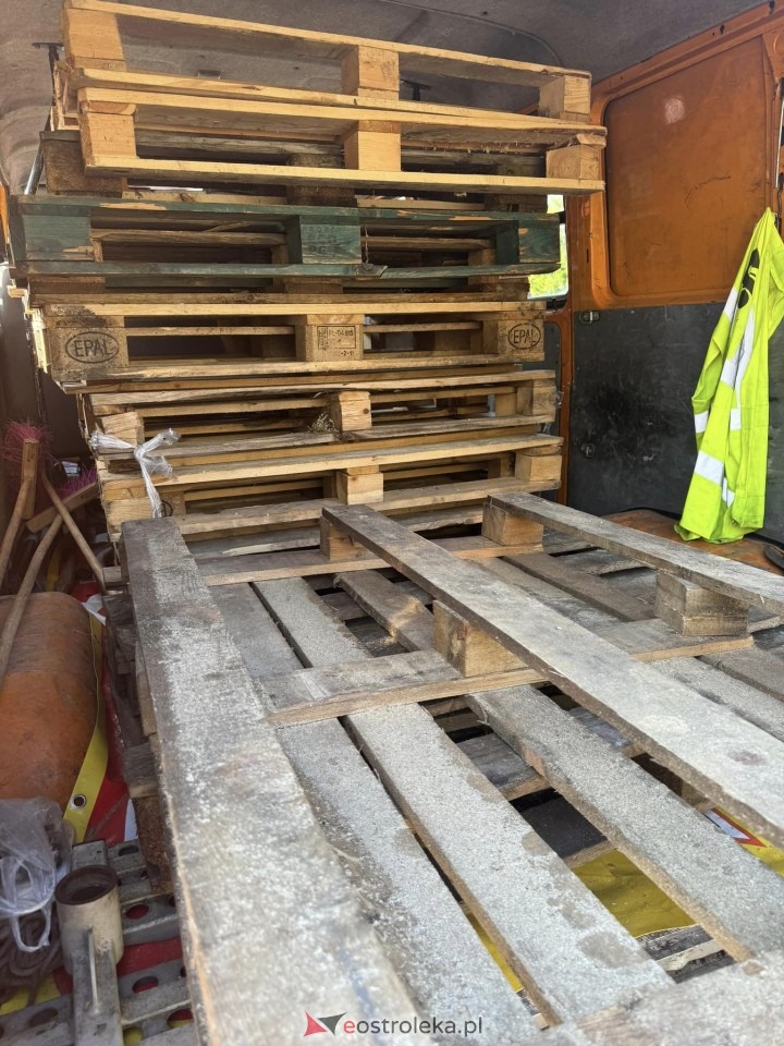 Pomoc z Olszewa-Borek dla powodzian [19.09.2024] - zdjęcie #10 - eOstroleka.pl