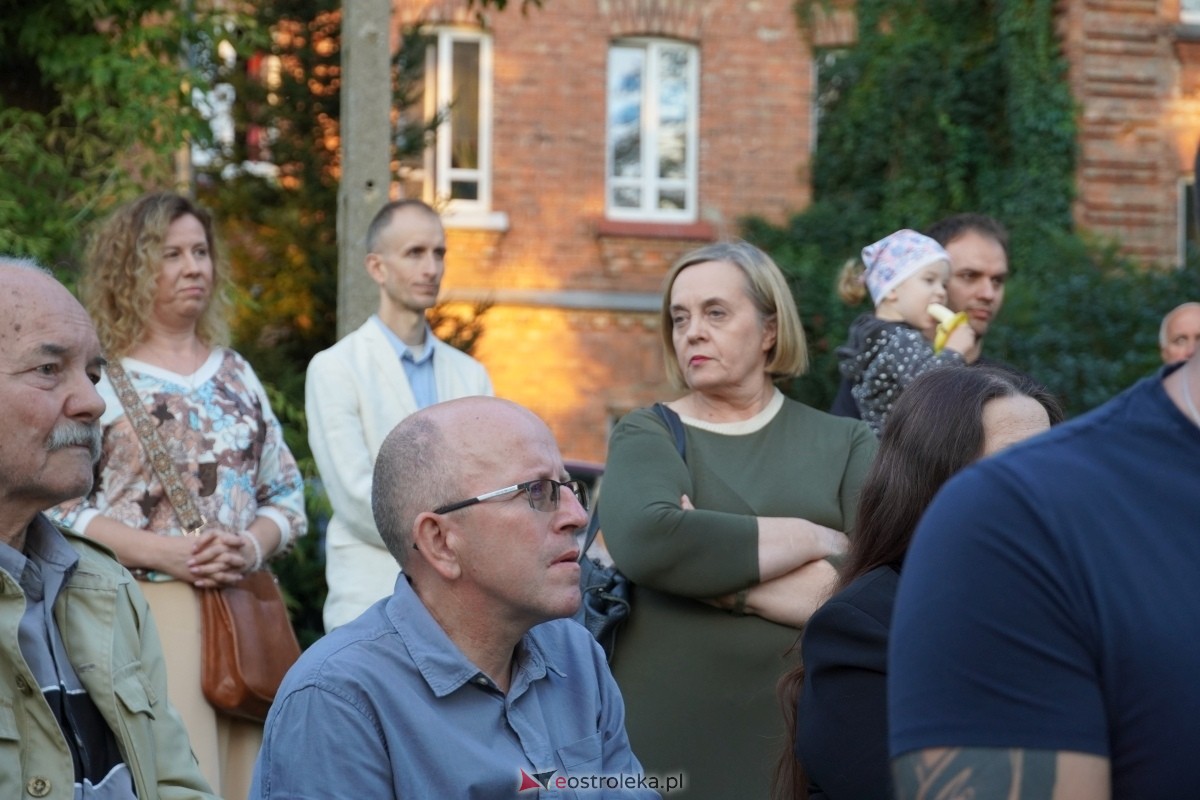 Otwarcie wystawy Ostrołęka na morzach i oceanach [19.09.2024] - zdjęcie #53 - eOstroleka.pl