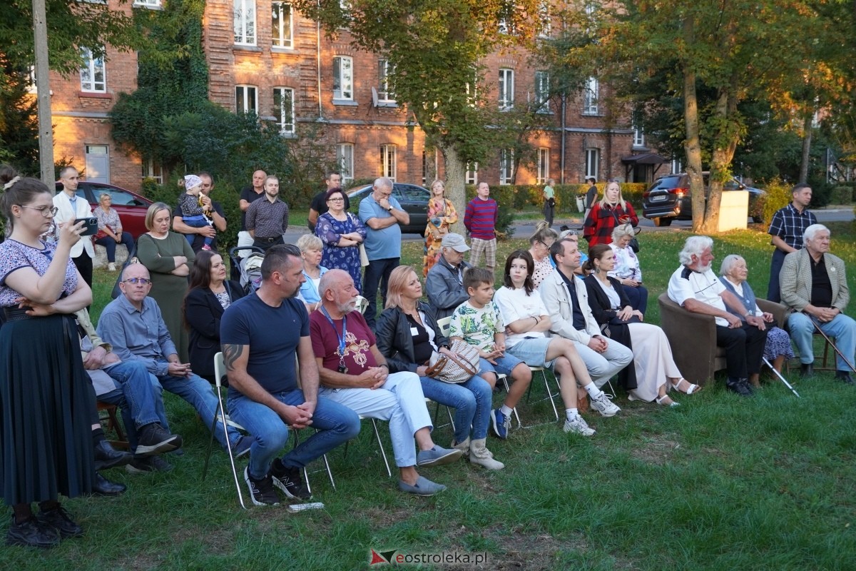 Otwarcie wystawy Ostrołęka na morzach i oceanach [19.09.2024] - zdjęcie #51 - eOstroleka.pl