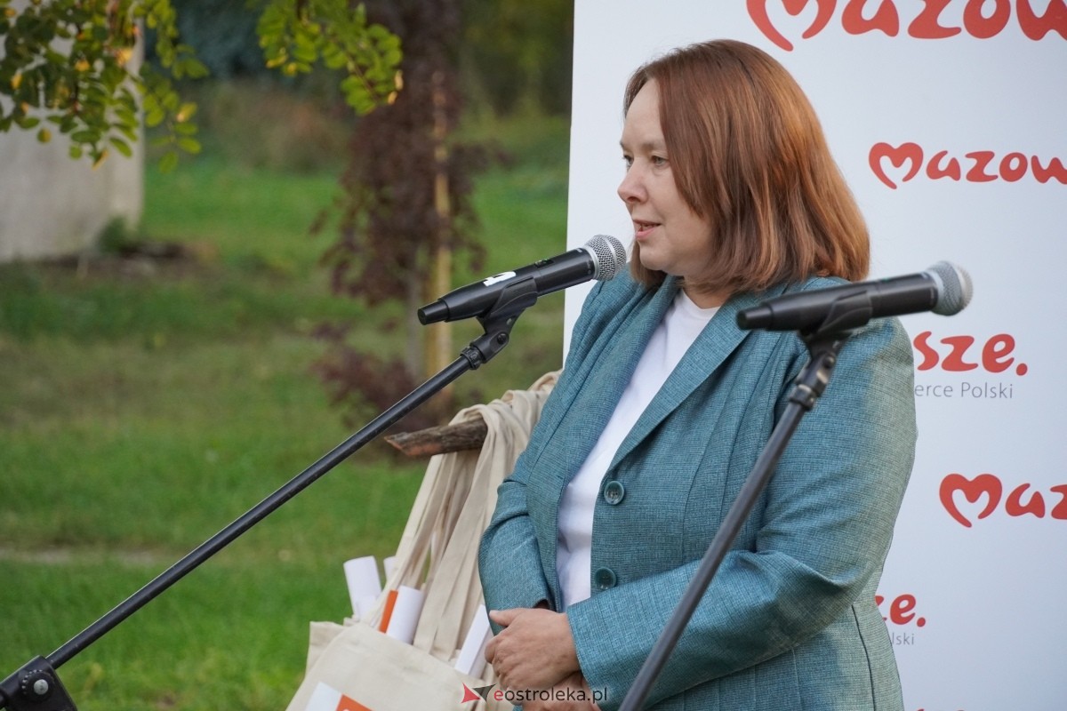 Otwarcie wystawy Ostrołęka na morzach i oceanach [19.09.2024] - zdjęcie #50 - eOstroleka.pl