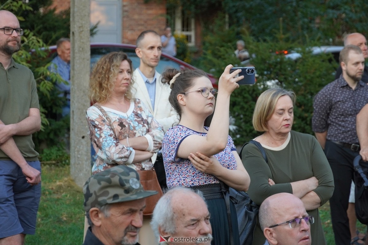 Otwarcie wystawy Ostrołęka na morzach i oceanach [19.09.2024] - zdjęcie #48 - eOstroleka.pl