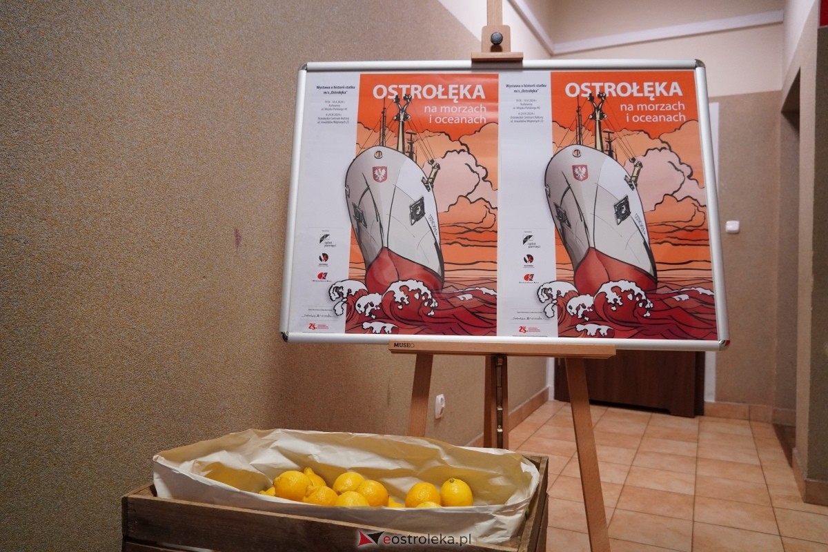 Otwarcie wystawy Ostrołęka na morzach i oceanach [19.09.2024] - zdjęcie #26 - eOstroleka.pl