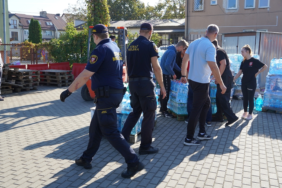 Ostrołęka pomaga powodzianom [20.09.2024] - zdjęcie #78 - eOstroleka.pl