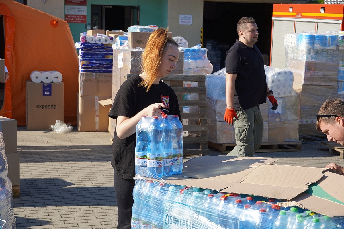 Ostrołęka pomaga powodzianom [20.09.2024] - zdjęcie #65 - eOstroleka.pl